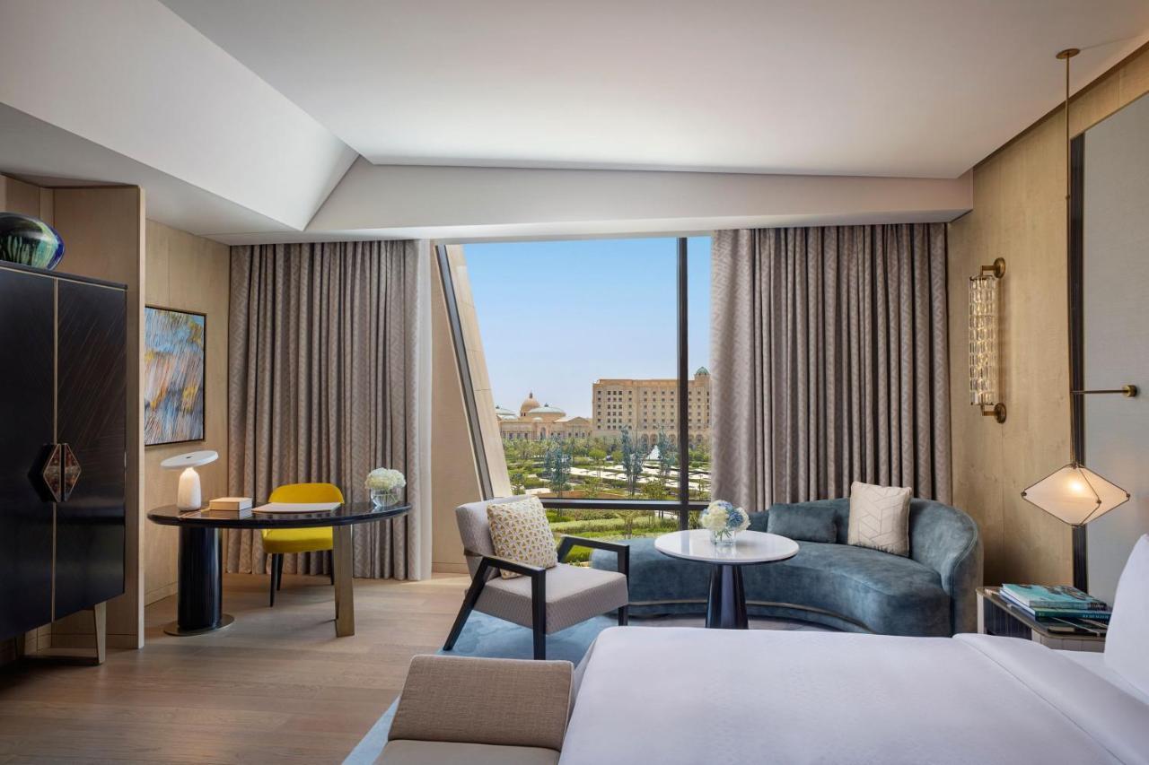 The St. Regis 5* الرياض